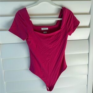 Babaton Fuchsia Top